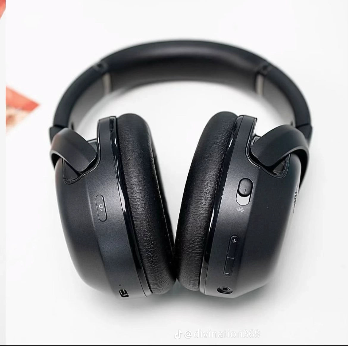JBL Tour one M2
