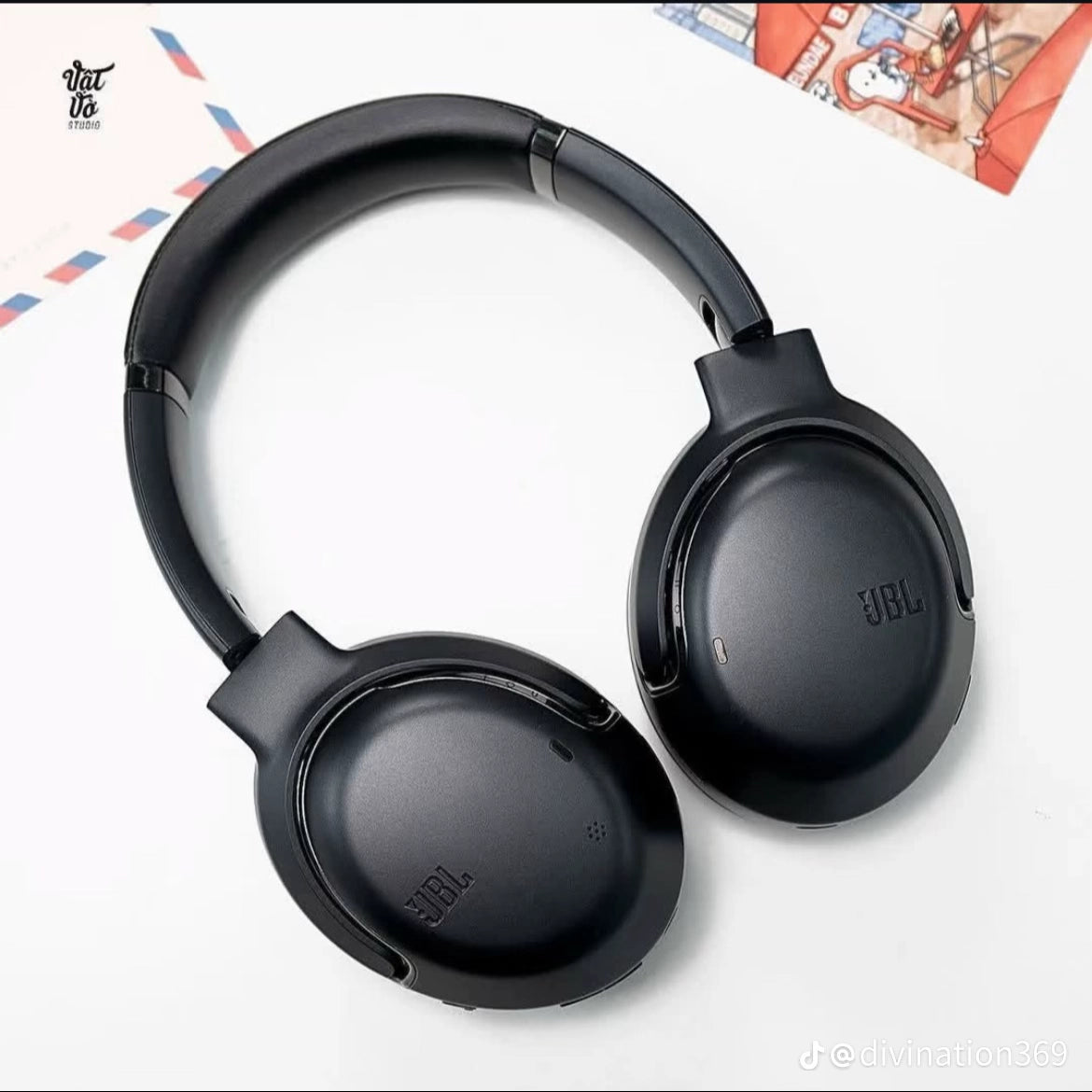 JBL Tour one M2